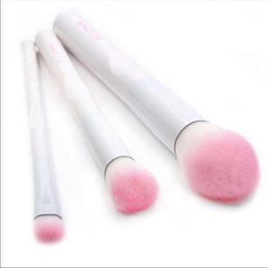 Crown Pro Trio Brush Set